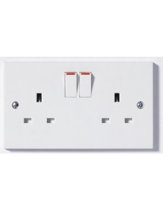 13A 2 Gang Switched Socket