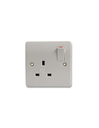 13A 1 Gang Switched Socket